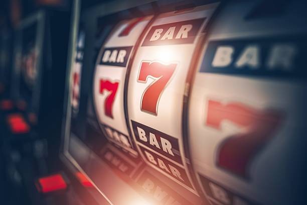 Sydney Pools slot game interface showing real-time results and ranking update